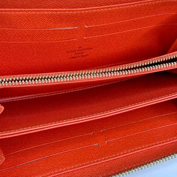 Louis Vuitton Multicolor White Wallet with Colorful Monogram Design - Picture 8 of 8